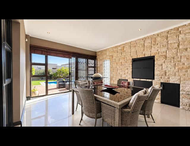 4 BEDROOM HOUSE FOR SALE IN PARKLANDS